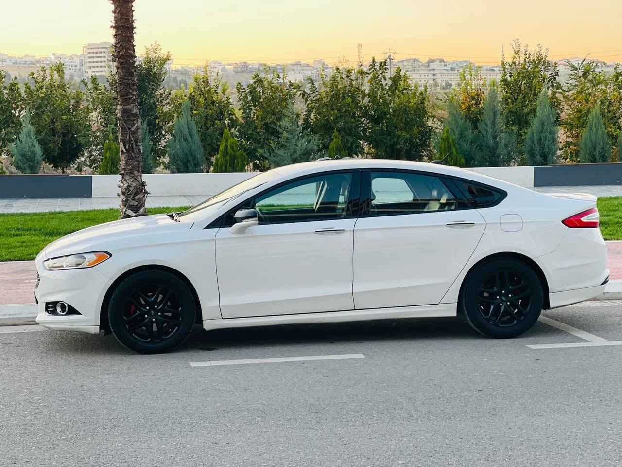 فۆرد فیوژن 2016  
١٦٧ هەزار کیلۆمەتر ڕۆشتوە 
مەکینە  ١٥ تۆربۆ  
مەکینەی کراوەتەوە بێ کێشە 
سەنەوی تازە 
یەک پارچە بۆیاخ  بێ بۆیاخ داخڵ بوە 
سێ شاشە فول  شاشە گەورە 
کوشن هیتەر  کوشن جلد 
بێ مەسرەف تایەو هەموو شتی تازەیە 
١٠٢ و معامەلە 
سلێمانی 
ژم *********** السليمانية, العراق
