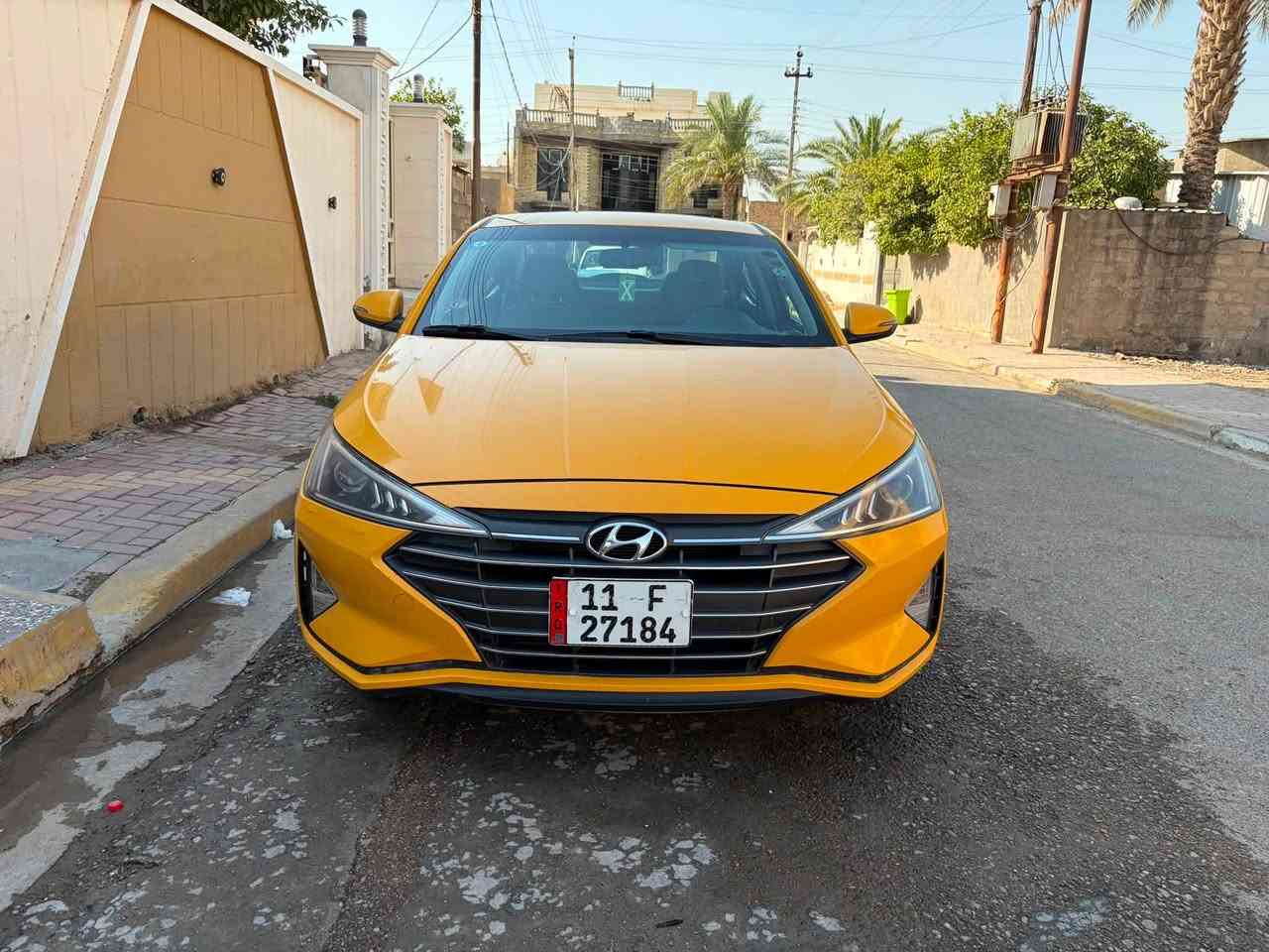 النترا 2020 خليجية الاولى كفالة عامه بيهة طخة بالهلال الخلفي فقط موضح بالصور ماشيه 133 الف قابل للزياده بيهة منظومة غاز السيارة كامله من كلشي 
مكاني بغداد 
للاستفسار ***********
