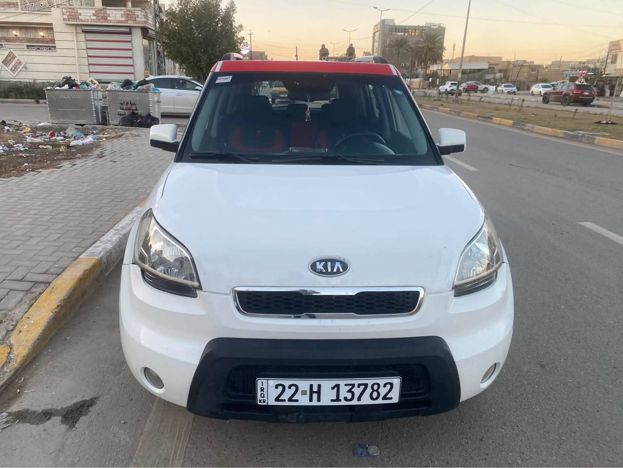 السلام عليكم
كيا صول 2010 خليجي محرك 1.6 دوش كير اوتوماتيك تدفئة تبريد كاميرا خلفية ويل كب 16  بيهة صبغ قطعتين جاملغ امامي يمين وباب سائق  بدون دواخل وشوية بالداير الخلفي  رقم اربيل بأسمي سنوية جديدة لغاية 2031 وهزة لغاية 2027 مكاني بغداد الكرخ
السعر 9900$ للاتصال *********** بغداد, العراق

