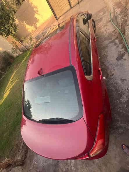 كيا فورتي 2016 امريكي 
ماشيه 140 كيلو متر 

فول مواصفات لمتدد فتحه بصمه

اشاير ترحيب مري شفط وبيهه اشاره كشنات كهربائيه وبيهه تدفئه 

3 وضعيات قياده  كارت خزن ميموري
السعر ١١٢

***********
