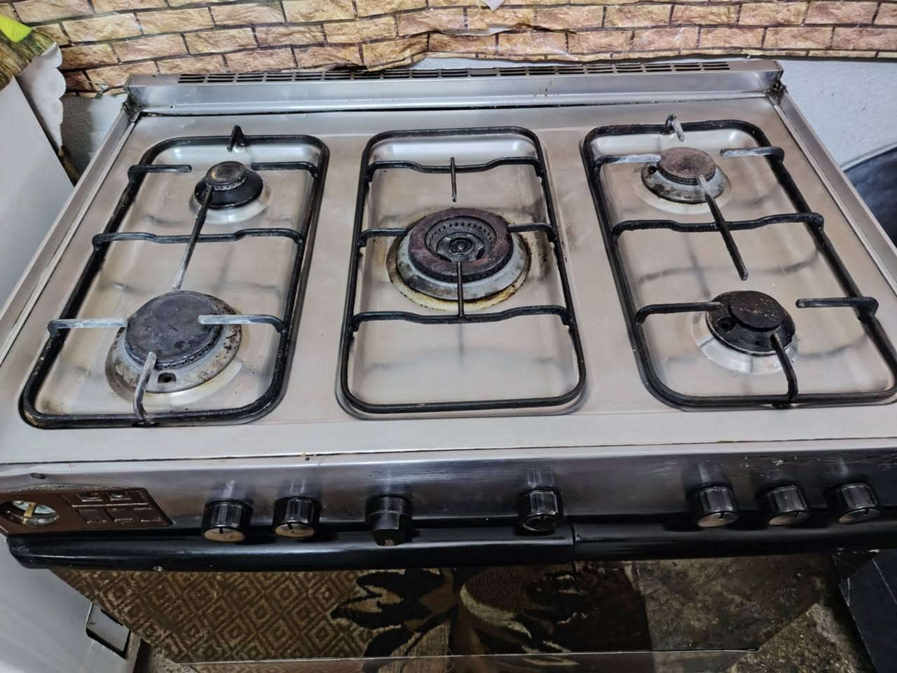 طباخ للبيع شغال كامل حتى الفرن نظام الخطين بس الجامة الفوق مكسورة
سعر 100
عنوان جانب الايمن قرب دورة بغداد  معسكر الغزلاني


**إذا كنت صاحب هذا الإعلان وتريد حذفه لأي سبب، رجاءا أرسل رسالة إلى الدعم الفني**