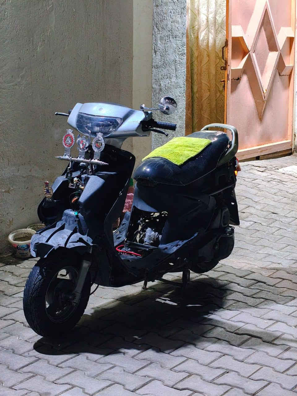 سلام عليكم دراجه للبيع فراشه جاهزه مكينه ناعمه تخبل مكان نجف الشراي يتصل ***********
