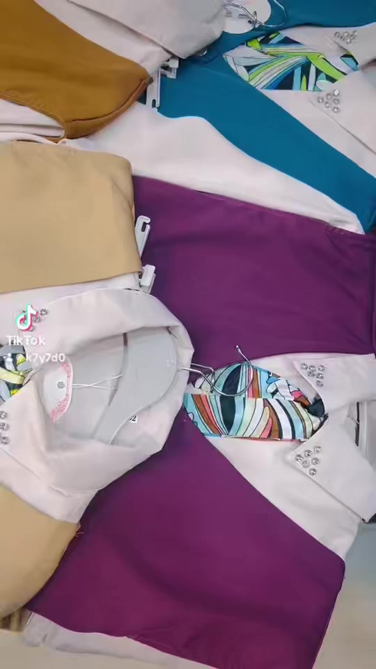 اجمل طقم من 
أزياء معصومه 
كامل 4قطع بسعر بلاش 
بقياسات عاديه وخاصة
من 36 إلى 66👔
طول الليك  75سم
طول القميص 80 سم
طول البنطال110 سم
التفاصيل مكتوبة على الصور

للحجز يرجى التواصل على الواتساب في الرابط التالي مباشر
*********** 
عنوان : الناصريه _شارع النيل _مقابل الاطفاء
التوصيل لكافة المحافظات العراقية بـ 5000 دينار عراقي فقط #أزياء_معصومه_عنوان_الاناقه #أزياء_معصومه #غرفه #الشعب #اكس #كوزمتك #ناصريه #للجميع #رمضان #رمضان٢٠٢٦ #رمضانيات #العيد #سهره #بث #مسلسلات #مسلسل #مسابقة #لعاب #ستوريات #عيد #دوام #عاجل #عاجــــــــــــــل #عاجل___الان #مشاهير
