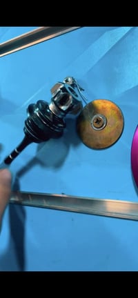 قابق عمبار ١٠ • قابق فلوين ١٥ • شيله ٤٠