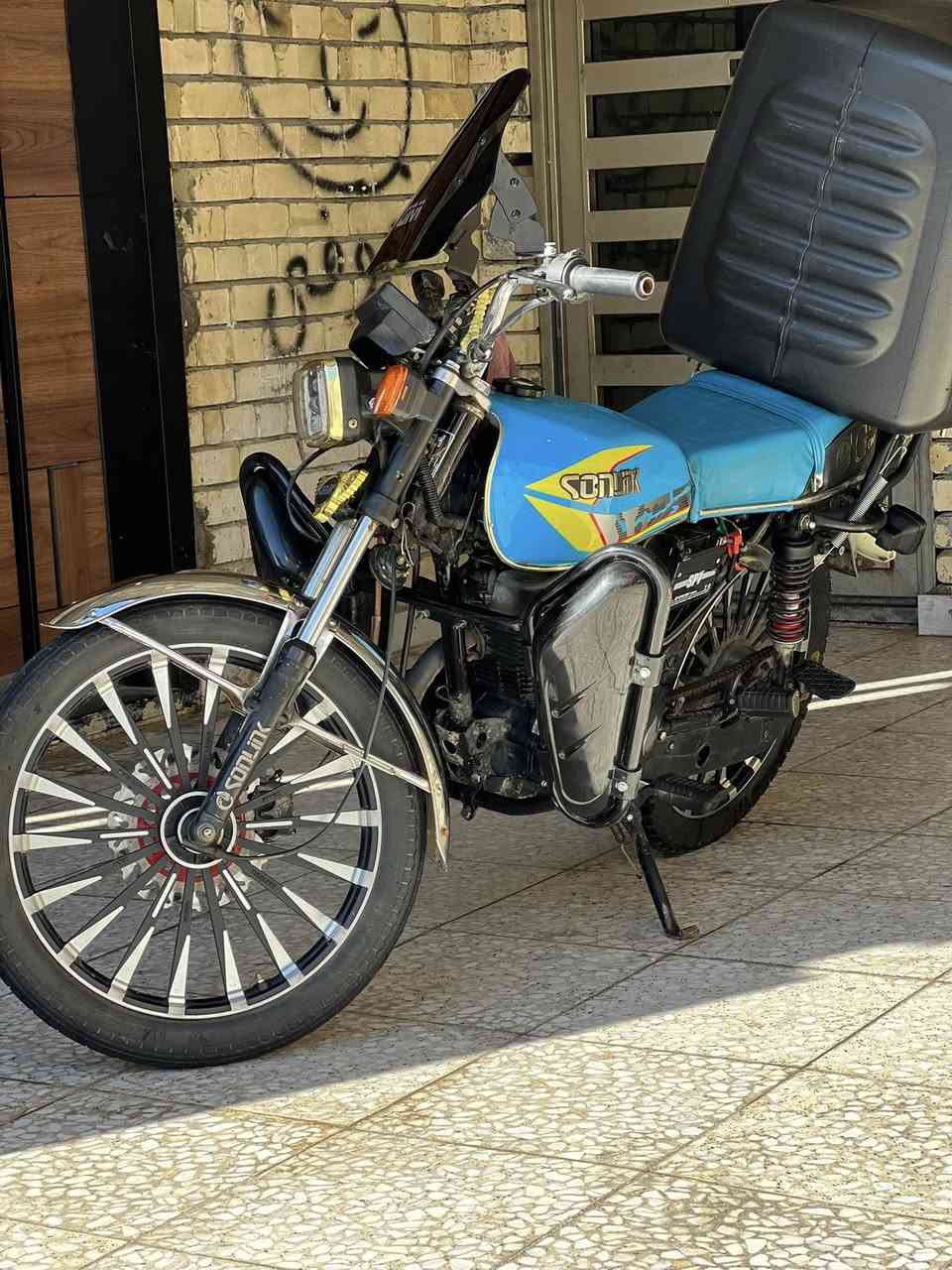 سلام عليكم دراجة إيراني سيفان موديل 2024 كفالة عامة شغل واطلع كبل لشارع نقصهة كفر مال باتري سعرهة 700وبيهة مجال حك الجية العنوان بغداد التاجيات ***********
