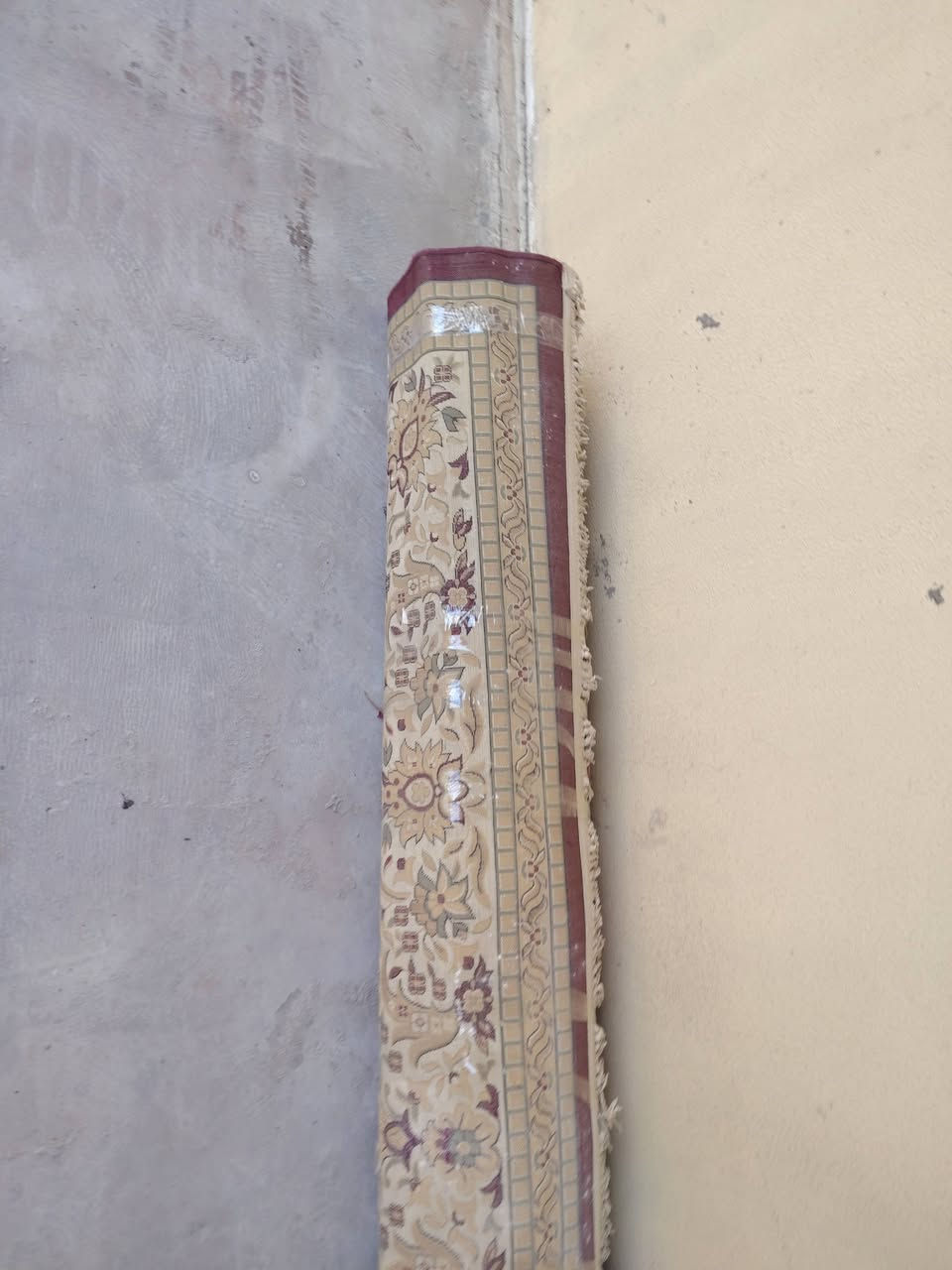 زوليه تركي 5×3 للبيع اخت الجديده للاتصالات على الواتس اب ***********
