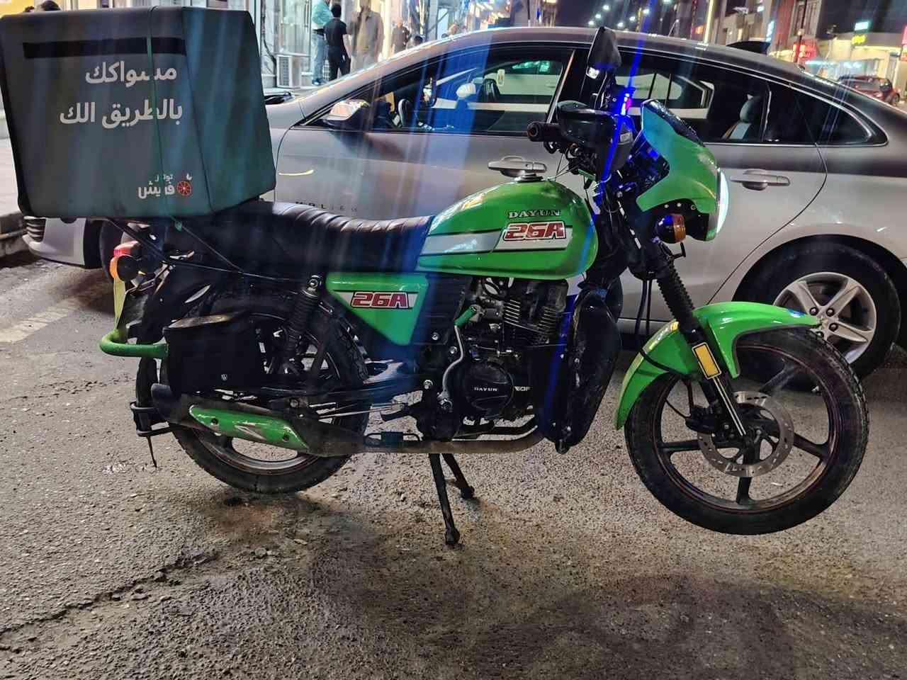 سلام عليكم دراجه للبيع  لون اخضر مديل 2023 الدراجه مناقصه شي كلشي جديد وشغال  والمديل هوه يحجي غني عن التعريف  كهربائيات شغاله من التاير لتاير شغال السعر مليونين و 250 وبيها مجال لطيبين ♥
والي يحب يستفسر اكثر هاذا رقمي ***********
