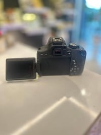 كانون 750D • قطع غيار • البورد مكسور