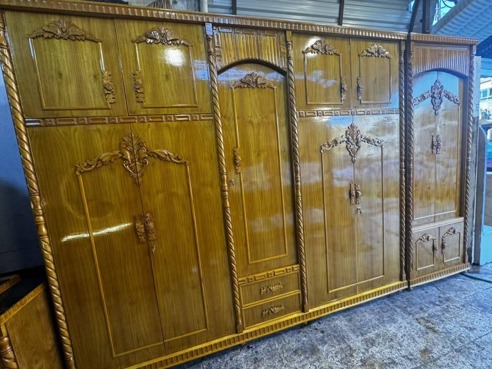 ‏بسم الله الرحمن الرحيم
‏من معرض ومحلات مقداد الجحيشي
‏لدينا غرفة نوم مستعمل صاج خمس أبواب ملحق 
‏غرفة صبغ حراري كلها زان
‏غرفة رقم واحد عنوان المعرض موصل القدسية الثاني
‏￼ الاستفسار على الأرقام￼
‏‎***********
‏*********** ￼￼￼
