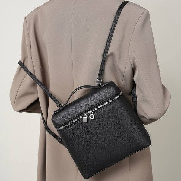 جنطة لوربيانا ايطالي جلد طبيعي تصير جنطة يد أو ظهر ✨💯
للحجز او الاستفسار يرجى مراسلة الصفحة


**إذا كنت صاحب هذا الإعلان وتريد حذفه لأي سبب، رجاءا أرسل رسالة إلى الدعم الفني**