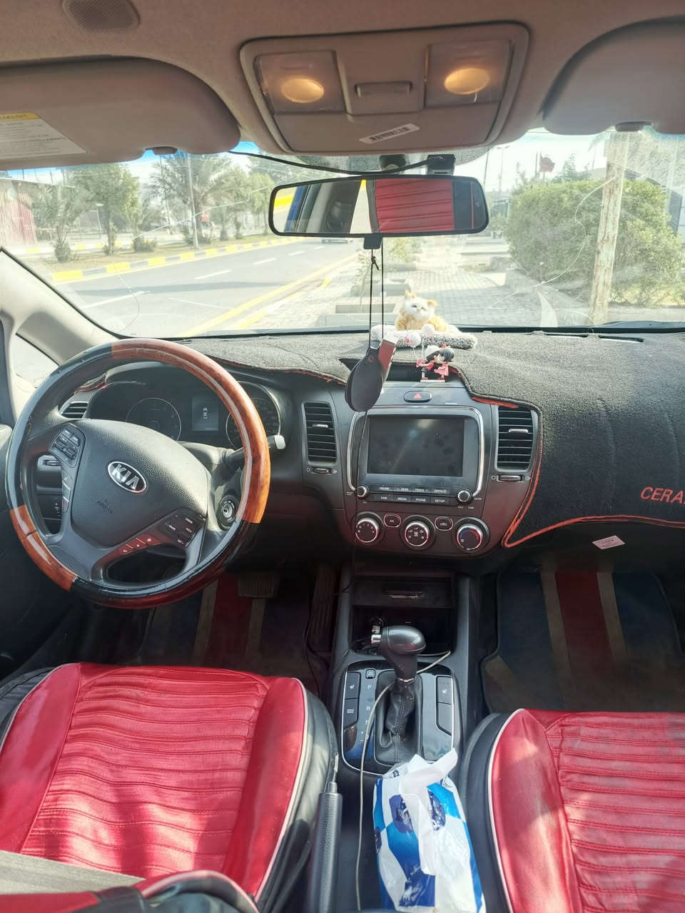 كيه فورتي موديل ١٧ اني مستورده بسنته حادث جاملغ عكس السايق بدون تبديل بدون ايرباك تدفئه بالكشنات مابيه جراد .. برغي مامفتوح بيهه *********** ابو يوسف السعر ١٣٠
