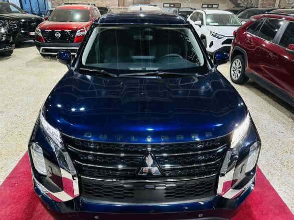 🔴(فرع كركوك) 

🟢Mitsubishi Outlander 2024 SE 🟢

حجم المحرك 4 (2.5L) 

عداد المسافة 19902 mile

🔴(السعر/18500 $)

🔴المواصفات :

بصمة تشغيل
بصمة ابواب
مرايات شفط 
كاميرا 360 درجة 
رادار امامي (تحديد مسار)
رادار جانبي (نقاط عمياء)
رادار خلفي (تحذير من الاصطدام)
السيارة AWD
تبريد قطعتين لمس
تحكم وضعيات القيادة...Drive Modes 
كشنات قماش وجلد+تحكم كهربائي 
شفتات + تحكمات استيرن 
هاند بريك بصمة
اوتو هولد Auto Hold
مانع انزلاق+ABS
شاشة كبيرة لمس+كاميرا
حساسات خلفية
منافذ AUX+USB
وبقية المواصفات المعروفة

🔴(العنوان/كركوك شارع المعارض)
              - - - - - - - - - - - - - - - - - 

🔴للاتصال/

ابو محمد
*********** 

فيصل
***********

