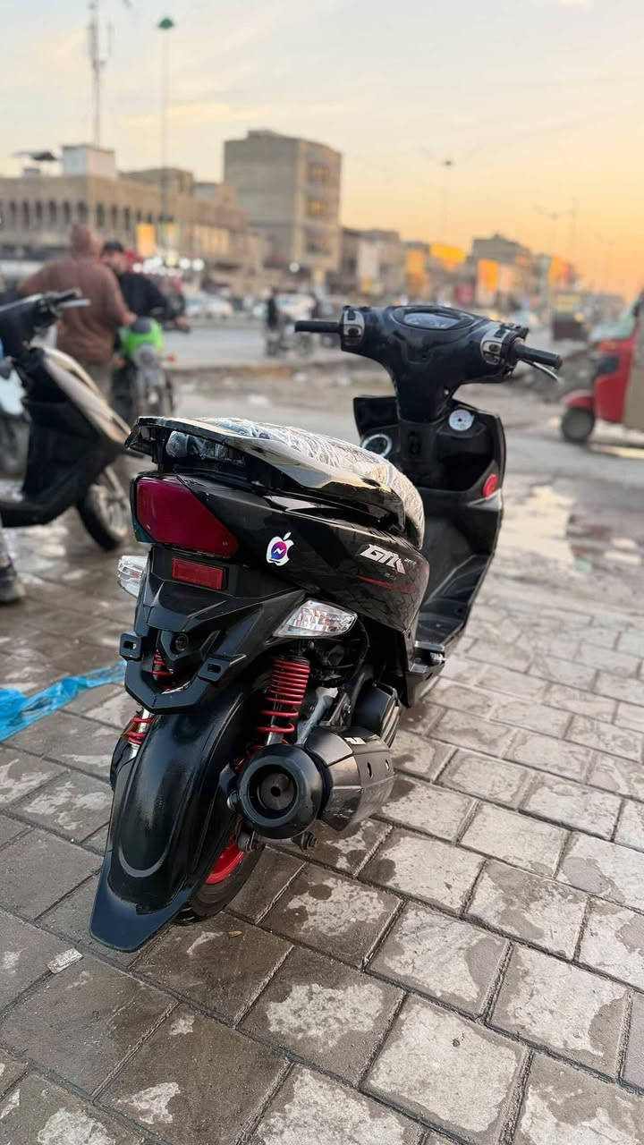 السعر 750 ( ***********)
