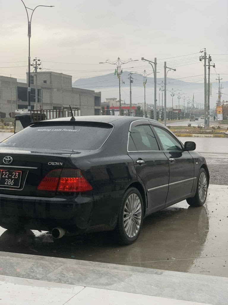 شاهینه بڕاوە ....
2007 بەسمە ڕەساسی دوو دووگمە ..
مەیکینە 180 ی بچوک بە گەورە بێ دووکەڵ.....
تەبرید سارد🥶و گەرم 🔥..
بریکی بەستراوە . 
چوار ویل و تایەی سفرم بۆ بەستوە . ..
پیش و پشت کەپس ...

شوین//حاجیاوا...ڕانیە 
ژ.م//*********** رانية, السليمانية
