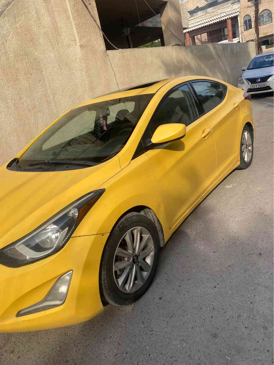 السلام عليكم 
النترا تكسي 2015 وارد كندي 
سياره بجم كبس حادثهه باب خلفي وجاملغ خلفي 
وبيهه طخه جاملغ وباب نفس الصفحه 
جاهز من كلشي 
بيهه اضافه غاز 
رقم بغداد مشروع وطني تحويل ثاني يوم  
فول مواصفات عدا البصمه 
السعر 110 وبيه مجال تحويل ثاني يوم 
‭0770 255 9325‬ بغداد, العراق
