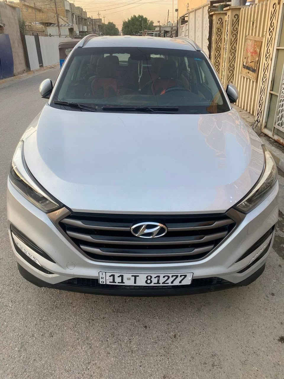 السلام عليكم اخواني الاعزاء
توسان 2016 للبيع ومراوس ابكورله
وارد امريكي  
حادثهه بس البنيد 
جاهزه من جميع النواحي 
ايرباك دركه فقط 
صور الحادث بل منشور 
كير محرك كفاله 
السياره جديده بمعنى الكلمة 
ماشيه 57 الف mi 
محرك 2000 
 تبريد ثلج 
شاشه وسط كامرة دواره 
لايت زنون اصلي 
لد بلادي 
دوشه جديده 
تراي زيرو 
صدر امامي خلفي بحاله ممتازه 
اكرر السياره ماشيه57 الف حقيق 
السياره جديده 
رقمهه بغداد وبسمي 
هزه جديده 
ورقم جديد الانكليزي
الاستفسار الاتصال 
***********
***********
