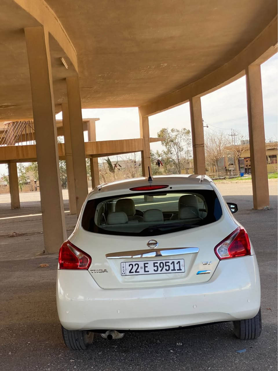 نيسان تيدا ٢٠١٤ 
ته‌نها قه‌پاغ سندق بۆیاخه‌ بێ داخلی 
گێر و مه‌كینه‌ به‌شه‌رت نه‌كرایته‌وه‌
١٤٨ ڕۆشتووه‌ 
سه‌یاره‌كه‌ تا بلێی جوانه‌ 
به‌ناوی خۆمانه‌ سه‌نه‌وی به‌سه‌رچووه‌  ره‌ققه‌می نوێیه‌
كۆیه‌ *********** أربيل, العراق
