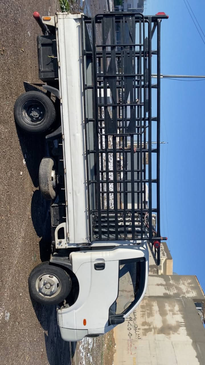 كيه فحل ٢٠١٠رقم اربيل باسمي مكفول من الظربه والصبغ وشواصي السعر ١١٠وبيها مجال عنوان اربيل الرقم ***********
