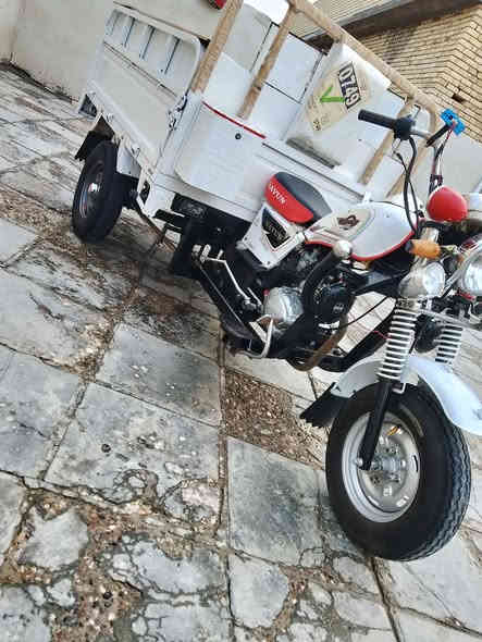 سلام عليكم ستوته موديل 2021 اوراق مجمع وكيل كهربائيّة كله شغاله مكينه ما مفتوحه شاصي مصبوغ وبدي مصبوغ حراري وتغليفه جديده ستوته جاهزه وجديده والسعر 1800 وبيها مجال عنوان ناصريه قرب سيطرت سيد دخيل رقم الاتصال***********
