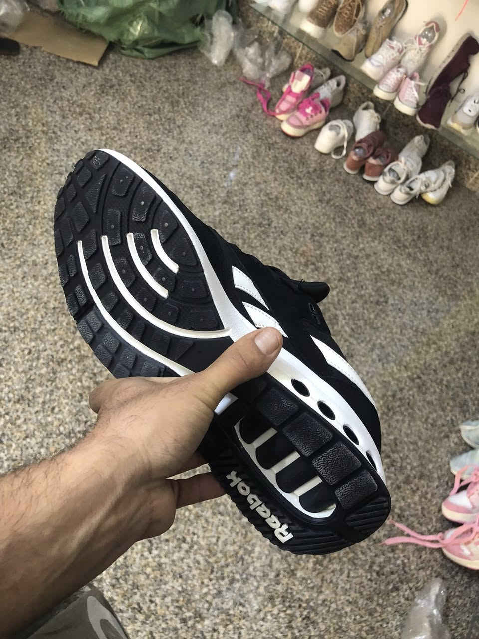 ريبوك سوبر ماستر
قياس 43
سعر 25 
توصيل جميع محافظات 5


**إذا كنت صاحب هذا الإعلان وتريد حذفه لأي سبب، رجاءا أرسل رسالة إلى الدعم الفني**