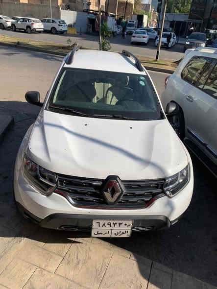 السلام عليكم 
سياره رينو دستر موديل 2021 بشهر ال11 يعني محسوبه على 2022 سياره جديده ماشيه 20 الف مكفوله 100٪ بيهه فقط طخه صغيره مثل مموجود بلصوره سعرهه 135 ورقه 
***********
