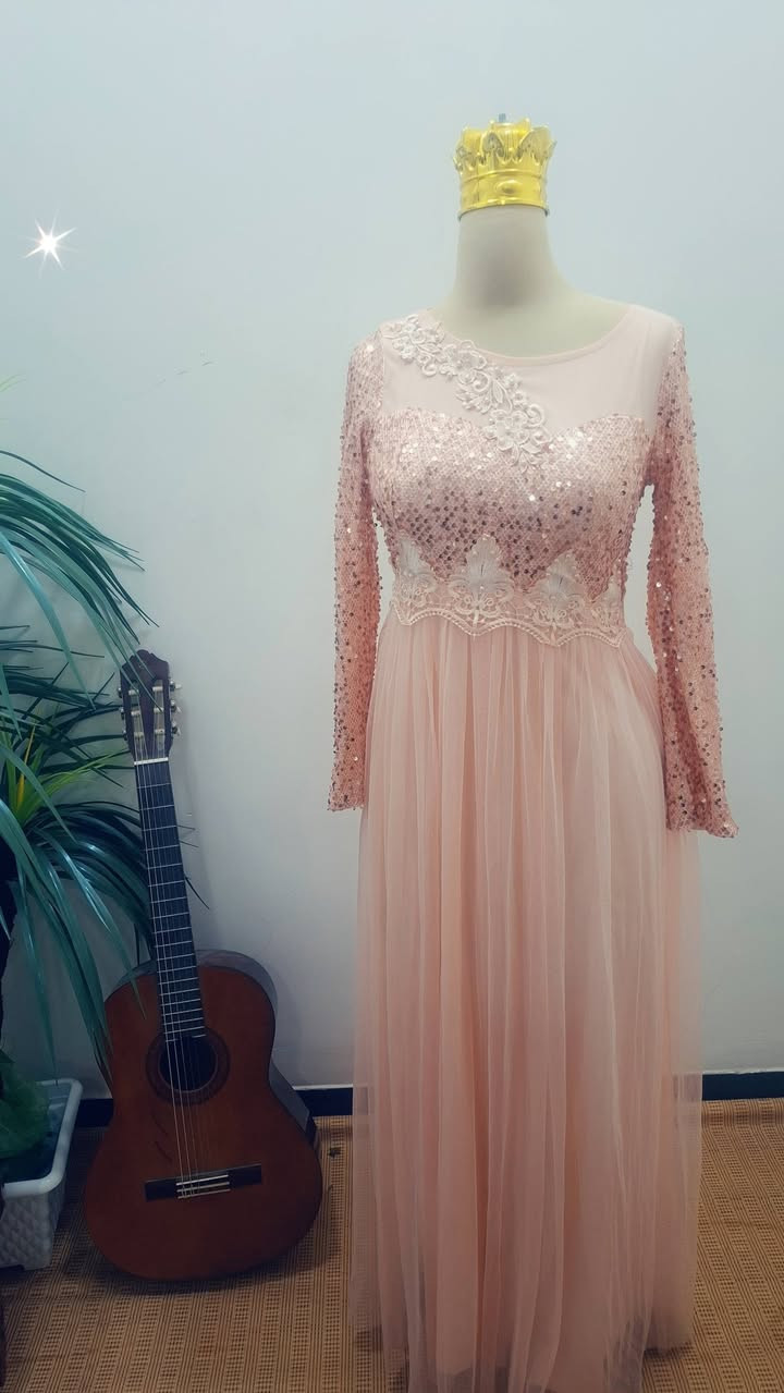 فساتين صديقات العروسه وكل صديقه نروح بعرسها الها بدله خاصه ومنكدر نكررها  لذلك كل الفساتين المعروضه للبيع


**إذا كنت صاحب هذا الإعلان وتريد حذفه لأي سبب، رجاءا أرسل رسالة إلى الدعم الفني**