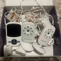 اغراض اطفال • كاميرات