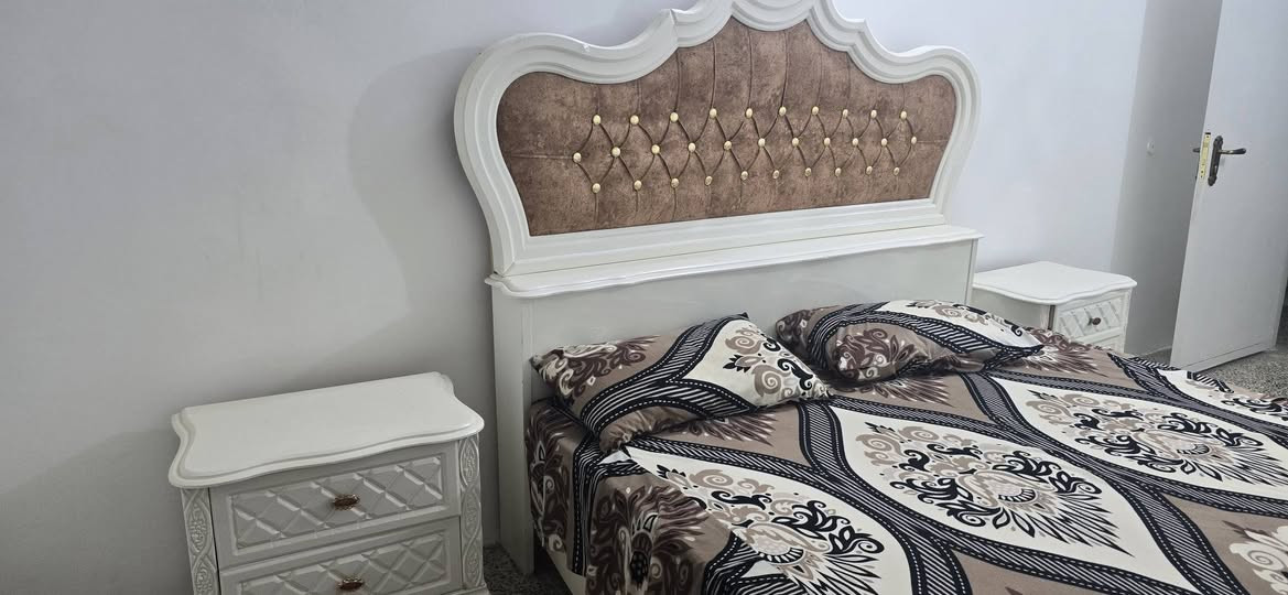 غرفه مستعمله قليل للبيع سعر ٢ مليون نجاره خشب عراقي دزاين تركي العنوان بابل.


**إذا كنت صاحب هذا الإعلان وتريد حذفه لأي سبب، رجاءا أرسل رسالة إلى الدعم الفني**