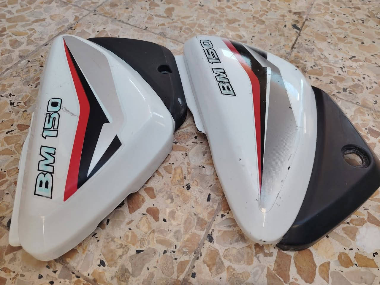 اغراض بوكسر بلادي مال تفصيخ تانكي ب 20 الصفاحيات اثنيناتهن هنه ولجاملغ ب10 الخرج مال دايون ب10


**إذا كنت صاحب هذا الإعلان وتريد حذفه لأي سبب، رجاءا أرسل رسالة إلى الدعم الفني**