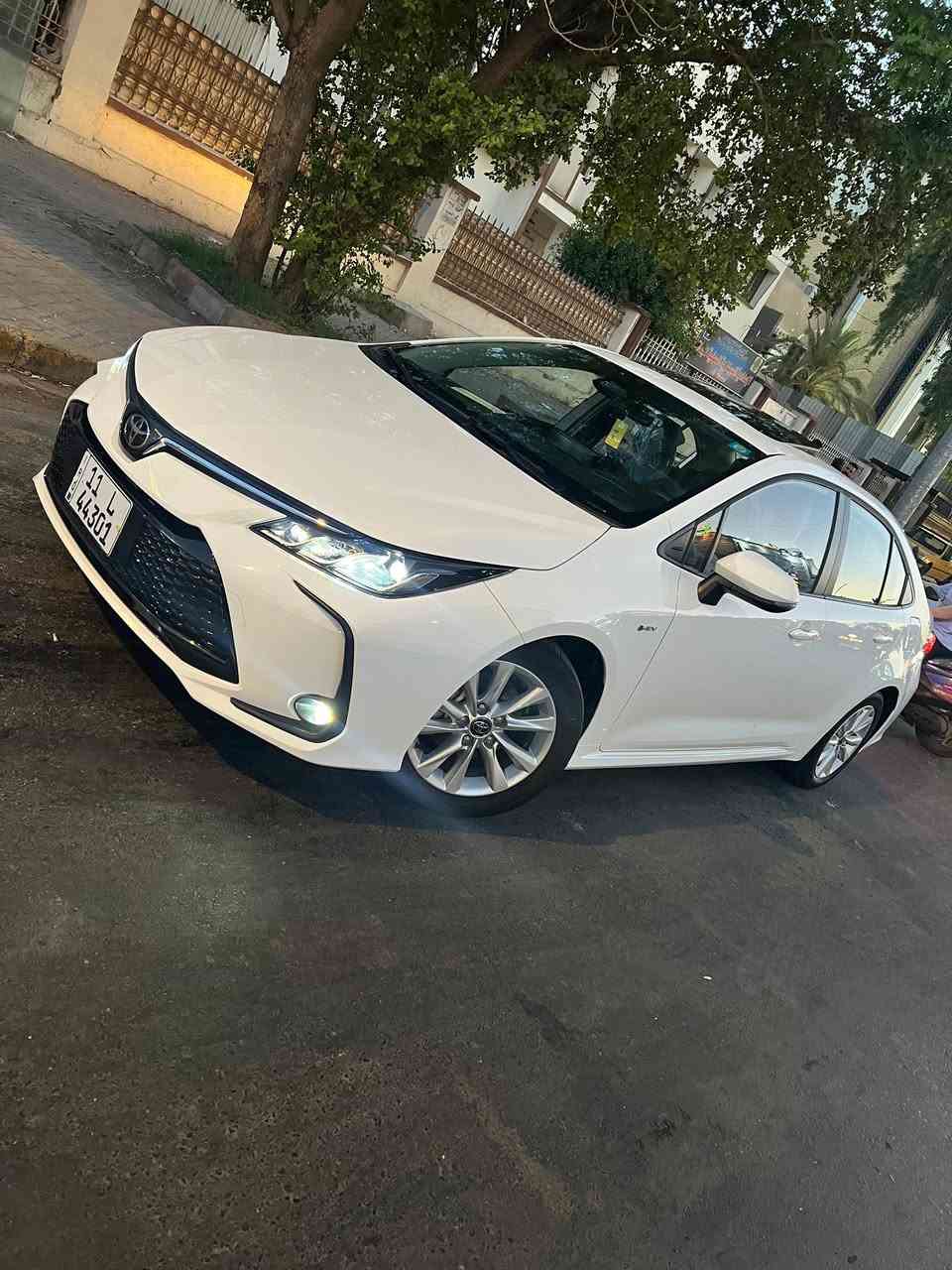 كورلا هايبرد 2025 مرقم بغداد بأسمي 
ماشيه 4 الاف 
مكفوله من البارد والصبغ والتبديل 
فقط رصعه صغيره بل قماره 
فول ما عدا كرسي مو كهرباء 
مكاني الاعظميه 
السعر 24700 مليون 
***********
