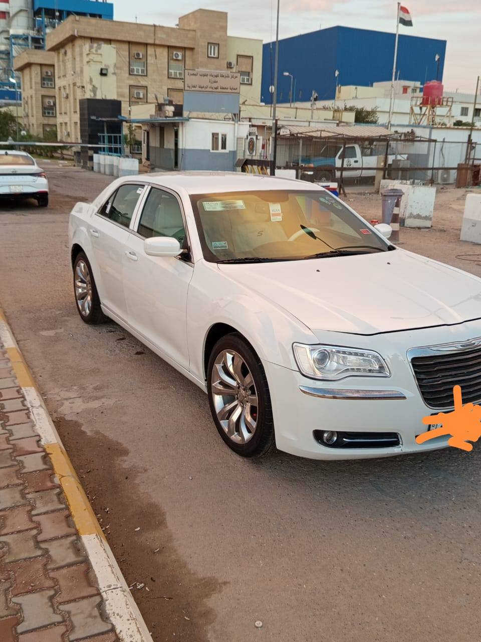 اوباما 14  للبيع فقط ادوات مكصوصه  جديده دخول جديد  مكان السياره بصره  اني مكلف  رقم صاحبها ومتومه  *********** والسعر 62 وبيها مجال للشراي سياره جديده سياره اس 14
