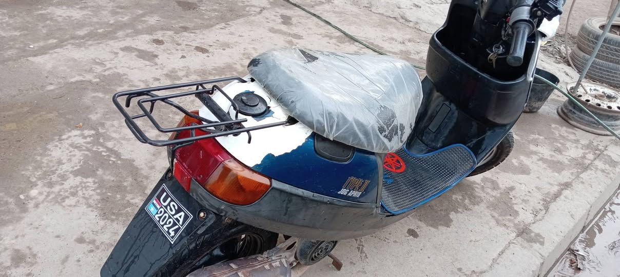 السلام عليكم ماطور بوتين حديث للبيع وارمانيه شغاله لايت هورن بقلايه تشاير ماطور  كمل ا لسعر 300   وبي مجال شراي يتصل غير متواجد على الفيس***********
