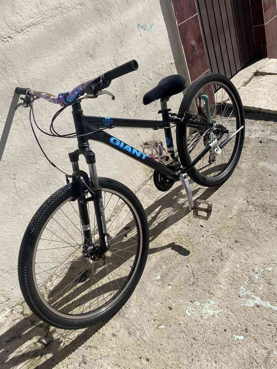 السلام عليكم اخوان 
جينت للبيع 💎
استعراض فول 💎
حجم ٢٦ 💎
نضافه ٩٠٪؜💎
٦نمر 💎
كير امامي خلفي شغال 💎
استيرن ٩٠ ٧ الوان💎
ركبه ٧ الوان 💎
مقعد شيمانو
بطيخات رياضي صوط طرب💎
السعر 240 وبي مجال 💎


**إذا كنت صاحب هذا الإعلان وتريد حذفه لأي سبب، رجاءا أرسل رسالة إلى الدعم الفني**