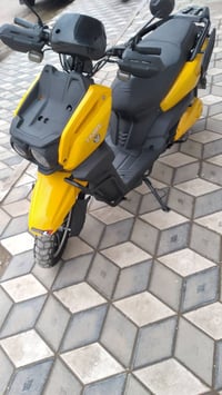 دراجة اباجي نضيفة السعر ٨٥٠ الف مكاني الشعب ٠٧٧٣٤١٧٢٧١٢