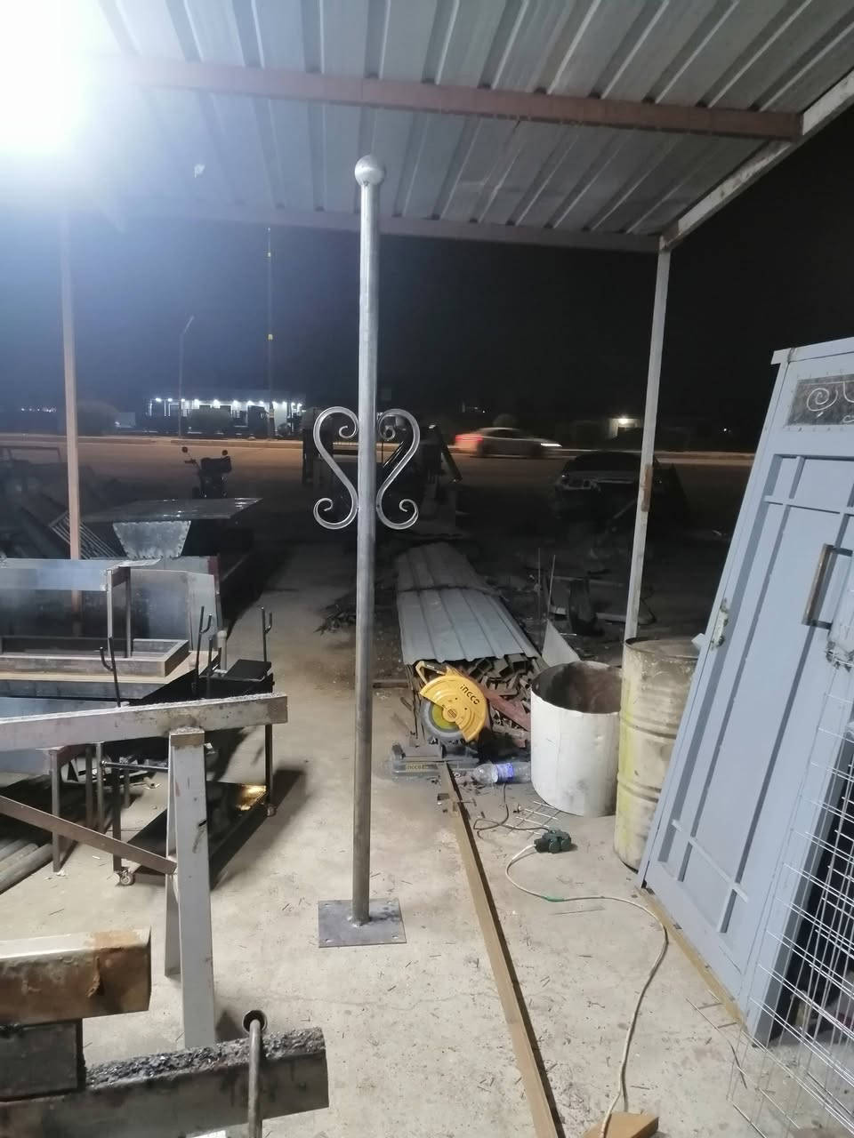 حدادة سيف نسيم
حدادة عامه العنوان الفلوجة النساف قرب جسر البعلوان
***********

عمل كافة انواع الجوابي للاغنام نشتغل حسب الطلب شغل درجة اولى
