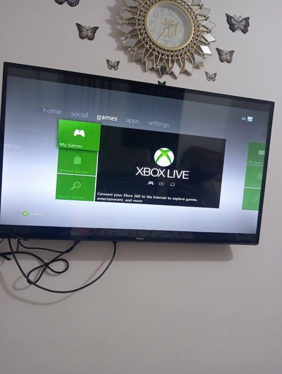 السـلام عليكم
بـلي اكس بوكس 360 
البلي يجي ويا يدات ثنين واير + هارد بي 13 لعبة قويات + بي جيتي اي 5 مختمة بل كامل + سان اندرياس البلي بس كسر صغير بل شباك مال مروحة + مابي باب مال هارد هذني مياثرن ع العب بس خارج البلي 
المكان كربلاء قرب بانزينخانه القادسية + لا يوجد توصيل + السعر, 100 وبي مجال للطيبين!للتصال ***********

