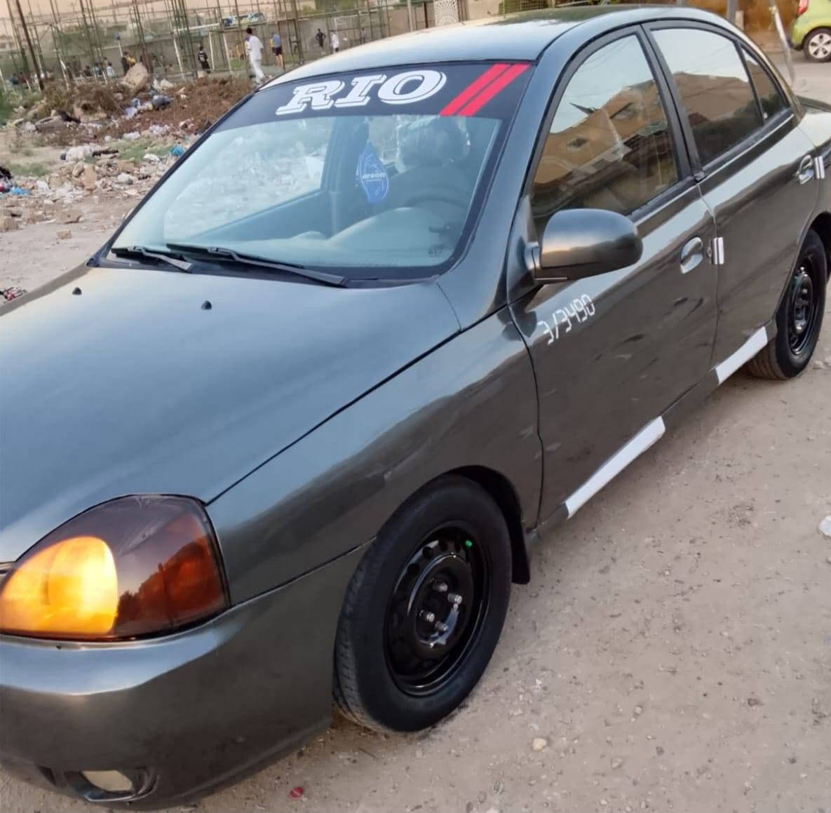 كيا ريو 2003 اوتوماتيك تدفئه تبريد 🥶 ثلج رقم بغداد دولي هزه جديده غرفته عل شركه مكفوله من ظربه دواخل شركه حداديه صدر ممتازه تخم تاير ياباني السعر ٤٥ ورقه مكاني بغداد ***********
