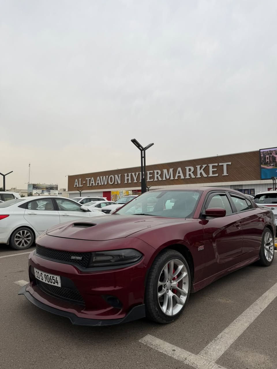 جارجر 2020 دايتوناً 5700 بدون ايرباك ماشية 57mi
وباقي تفاصيل كلهة موجودة بل صور سونار + صور حادث
السعر 240 وبيهة مجال 
مكانهة بغداد حي الاعلام 
رقم الهاتف ‭٠٧٧١ ٣٥٣ ٦٩٣٨‬
‭٠٧٧٦ ٤١٠ ٠٠٦٢‬
