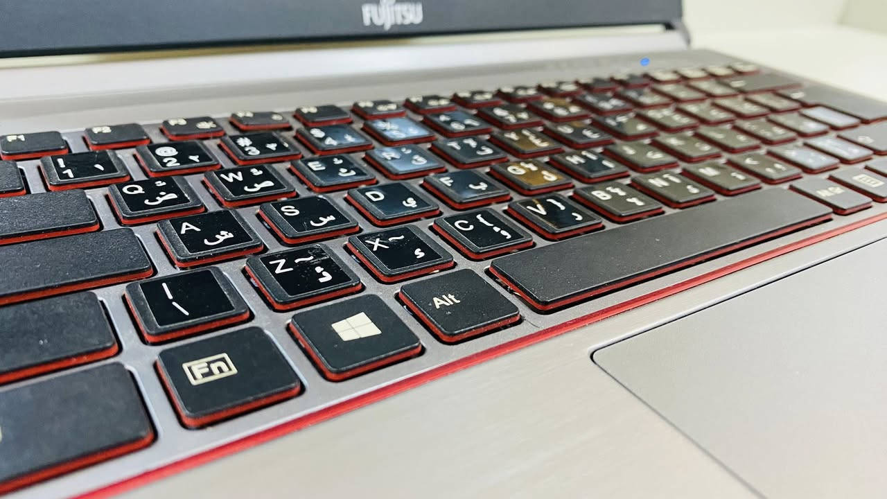 هلا بيكم حبايب، شلونكم! 😎
🔥 للبيع لابتوب نار وشرار! 

(FUJITSU E734) 🔥

لابتوب (فوجيتسو ياباني)، جهاز سلم جهاز عملي وشرس، شغل مكاتب أو دراسة أو حتى امن سيبراني وبرمجة

✅بيها برامج الاوفس بـ123 بس مجاني متحصلة بغير مكان

 (Freelance) يتكل عليه! اللي يدور السرعة والكفاءة، هذا وصل!

🚀 مواصفات اللابتوب (توب 

التوب!) 🚀

✅بيها دبل بطارية عدد 2 انسى الشحن 

 ✅ المعالج: كوراي ف (Core i5) الجيل الرابع (4th Gen) فئة M.

 ✅الرام: 8 جيجا DDR3.

 ✅ الهارد: 256 جيجا SSD (السرعة الحقيقية تبدأ من هنا، يشتغل بثواني!).

 ✅الشاشة: 14 إنچ.

 ✅ النظام: ويندوز 10 برو منشط.

📌 ملاحظة مهمة (للامانة) 📌

*منفذ السماعة الخارجية الشريط مفصوخ سعرة 10 

 *الشاشة بيها ندبة سودة صغيرة ممبين حيل وممأثر عليها ابد

💵 السعر 💵

 * السعر: 150 ألف وبي مجال  (سعر مناسب جدًا مقابل الـSSD والـi5 والبطاريات ).

 * التوصيل: مجاني لكل المحافظات، وتوصلك وين ما تكون.

 ⭕️ حقيبة.

 ⭕️ الشاحن الأصلي.

📞واتساب ***********
