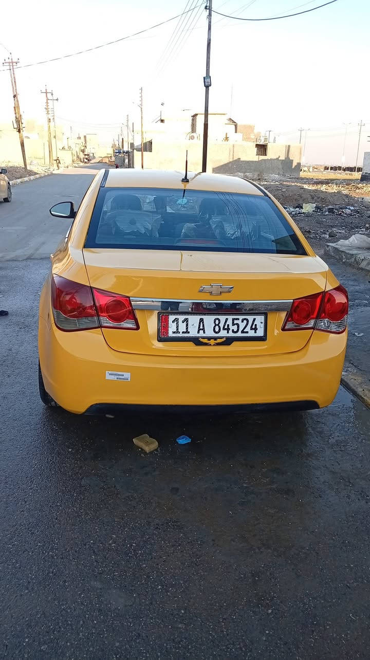 السلام عليكم شوفرليت كروز 2012 وارد امريكي حادثها بنيد وجاملغ وكل التفاصيل داخل الفديو 
رقم الموبايل واتس اب ***********
