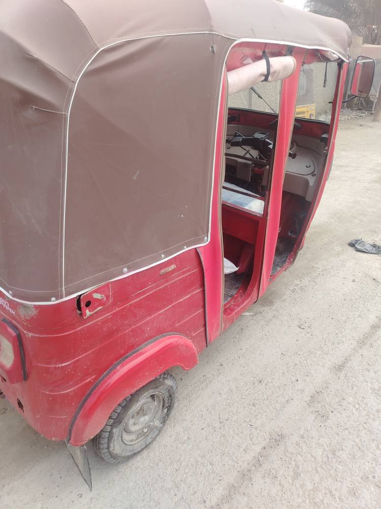 السلام عليكم تكتك 17 كير مكينه كشر كفاله كفاله رقم او سنويه تحويل ثاني يوم السعر 4600  الهاتف ***********
