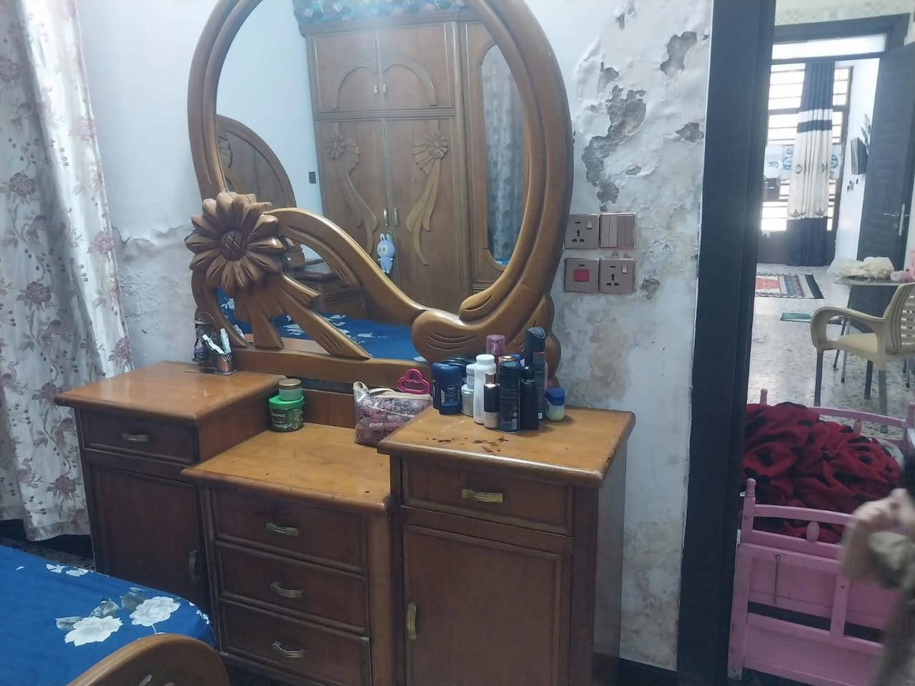 غرفه للبيع توصاا تكمه سعر 500وبيها مجال مكلف بالنشر


**إذا كنت صاحب هذا الإعلان وتريد حذفه لأي سبب، رجاءا أرسل رسالة إلى الدعم الفني**