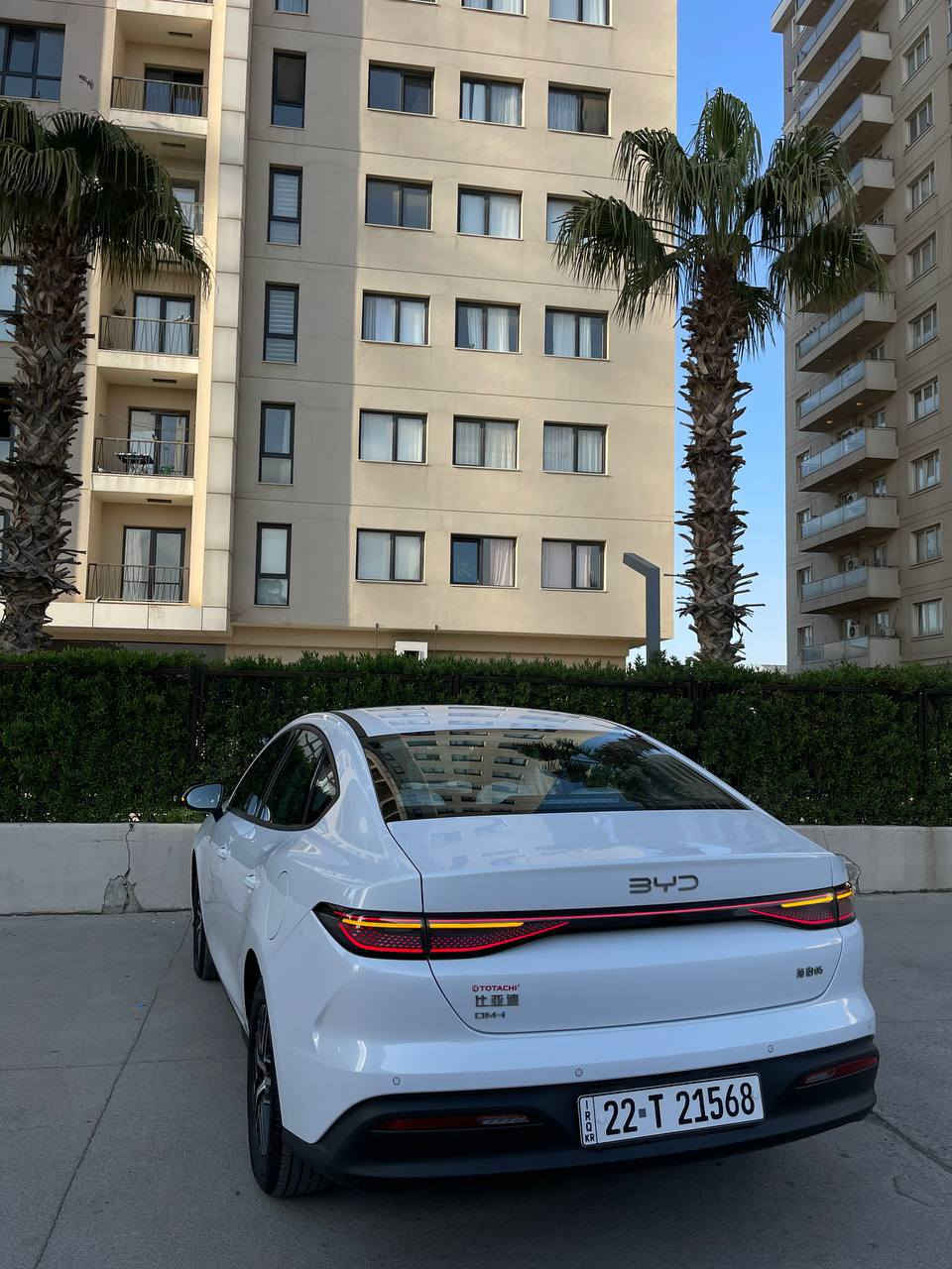 السلام عليكم ورحمة الله🙏
 اBYD سيل 0.5 للبيع 👍 
موديل : 2025 __ ماشيه : 5 الاف 🔹 
ملاحظه ❗ السياره ويل كب الكرووم مو العادي و داخل البيجي مع الشاحنه الاصليه 🔸
سياره مرقم اربيل كامل ✔️ 
مواصفات النصف فول 👇 
شاشة _ كامره _ حساسات خلفيه _ تحكمات ستيرن كروز سرعه _ لايت زنون _ تبريد خلفي _ بصمه _ اوتو هولد _ كشنات جلد 
((مكاان السياره اربيل 📍 )) 
السعرر 126 وبيها مجال بسيط جداا 
*********** يوجود واتس اب
