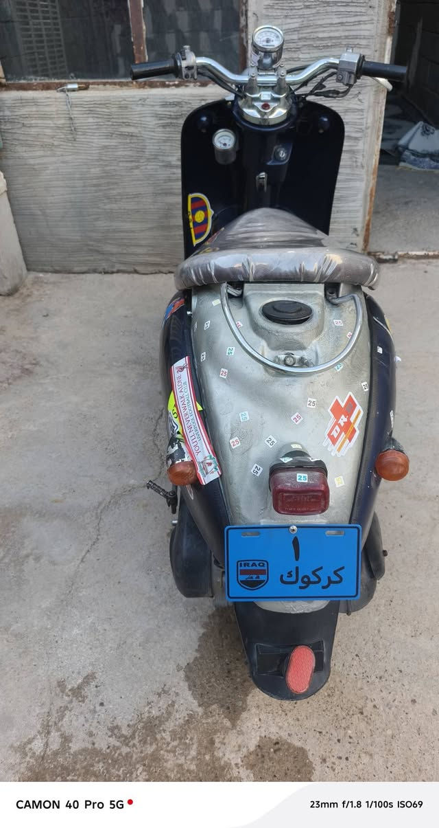 السلام عليكم للبيع عبد الحليم بعدها على وضع الشركه تايرات جدد محرك ما مفتوح دبلال شغاله كهربائيات شغاله كفرات بلادي الدراجه مناقصها اي شي السعر 350وبيها مجال العنوان كركوك الصياده اتصال ***********رحمه لوالديك مو شراي لا تعامل ولا تكسر بمال العالم وتحياتي للجميع🩷
