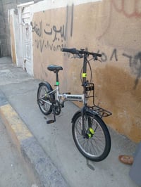 بايسكل للبيع مكان حي نصر بغداد 100 وبي مجال رقم التليفون07783398228