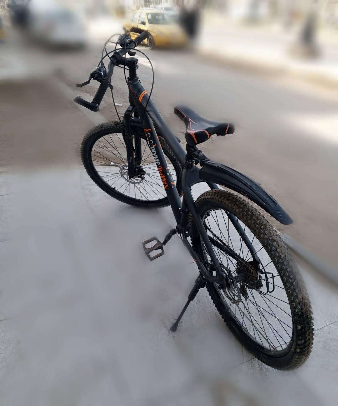 موجود بايسكل 🚲
مستعمل شهر واحد فقط 
بيه 8 حركات خلفية 3 حركات أمامية
سعره 110 و بيه مجال بسيط 
المكان قريب من شارع المدرسي 
للتواصل ‪‏‪‏‪***********‬‏ فقط واتساب
