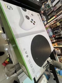 XBOX series s اكسبوكس سيريس إس  اخو الجديد كارتون وأغراضه وملحقاته  ال...