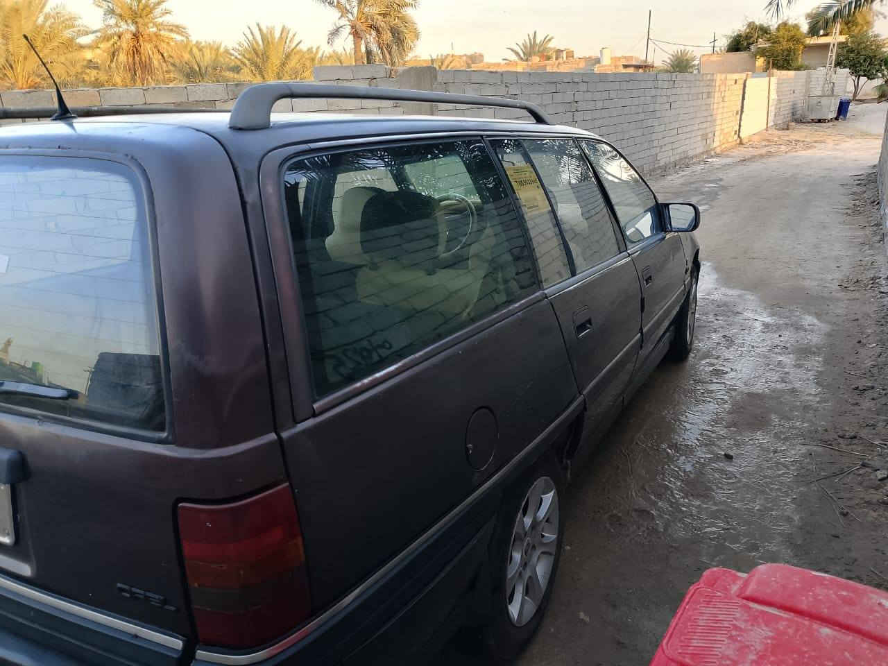 سلام عليكم سياره أوبل اميكه ٩١ السعر ٥٠ وبيه مجال التفاصيل داخل الفيدو التواصل مع راعي السياره
0770 563 2389 ترايك وين ماتريد
