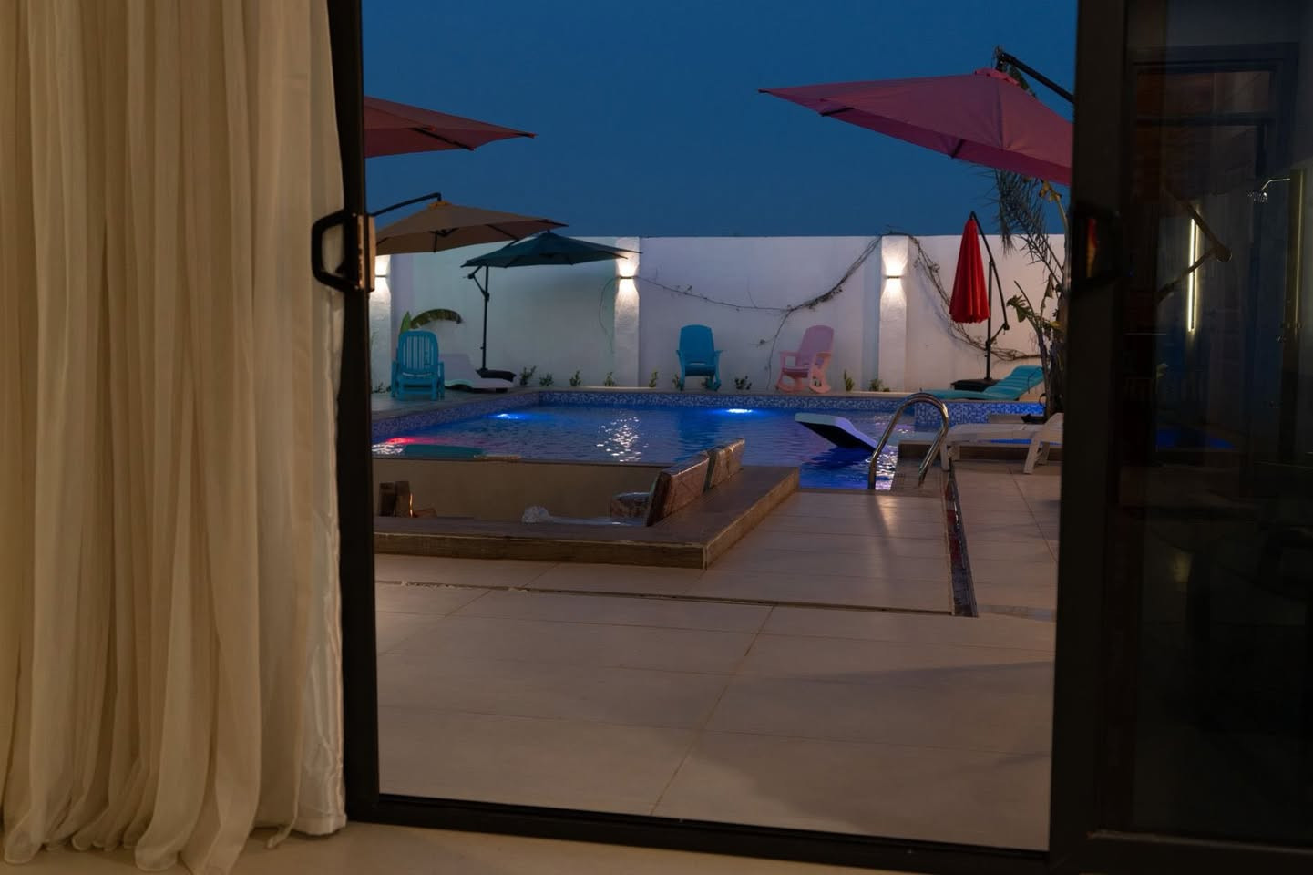 ‎على.بركة الله 
منتجع جاهز البيع 

‎#الموقع بلد قرب مرقد السيد محمد ع أراض

المساحه 1750
مساحه المسبح 8.5عرض
طول 12متر
مسبح داخلي 4في7
المسابح نظام فلتره مع تدفئه
غرف نوم عدد2
مطبخ امريكي
غرفه ملابس 
حمامات 2
صاله كبيره
جلسات خارجيه عدد2
ملعب كره قدم كبير
العاب اطفال 
العاب للكبار
بليارد منظده فيشه
سستم صوت 
مولد 90كيفي بيركنز شركه
محوله كهرباء (وطنيه)خاصه للمزرعه
عنوان المزرعه بلد مقابل معمل الطرشي
جنس الارض 25طابو صرف

‎🌾 دوانم واسعة تناسب مشاريعك الزراعية أو الاستثمارية
‎🏘️ مساحات تناسب جميع الاحتياجات
‎💰 أسعار لا تقارن
‎📍 مواقع استراتيجية ومدروسة
‎⏳ عروض حصرية ومحدودة
‎🧾 متابعة شاملة حتى التمليك

‎📲 للتواصل والاستفسار:

‎***********واتساب
***********
***********
