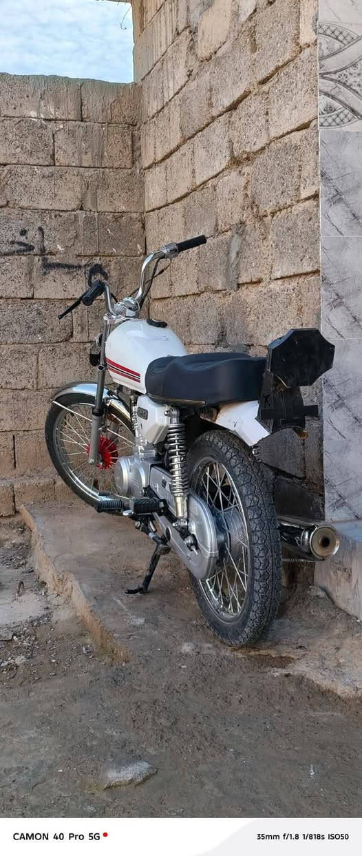 سلام عليكم دراجه سيجي للبيع ٢٠٢٥ شرط 👍🏽 صارله شهر مشدودا شراي خاص او تصل ***********
